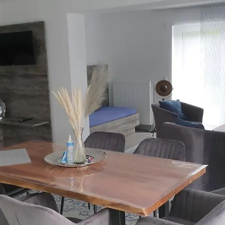 Apartamento Appartementhaus Kleines Glueck &meinecardplus *