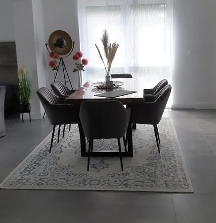 Appartementhaus Kleines Glueck &meinecardplus Apartamento