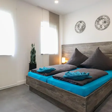 Appartementhaus Kleines Glueck &meinecardplus アパート ヴィリンゲン