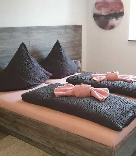 Appartementhaus Kleines Glueck &meinecardplus Apartament